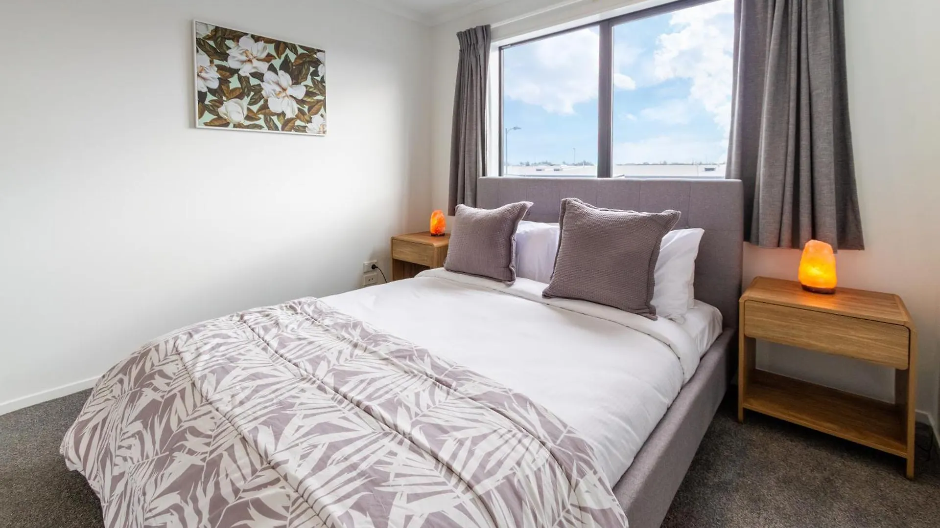 Bath & Beyond, Tippet Place With Garage Sleeps 8 Крайстчёрч Апартаменты